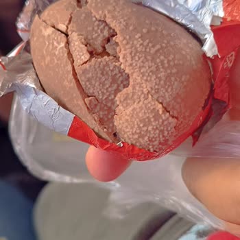 BİM Topi Çikolata Sürpriz Yumurta