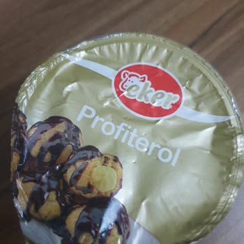 Eker Tatlının İçinde Küf Var