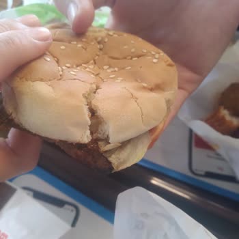 Burger King Bayat Hamburger Ve Eksik Malzemelerle Hayal Kırıklığı
