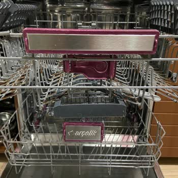 Arçelik 9485fi Bulaşık Makinesi Sepetlerinde Paslanma Sorunu