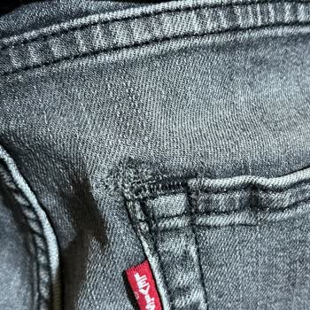 Levi's Pantolonlarda Sürekli Yırtılma Sorunu