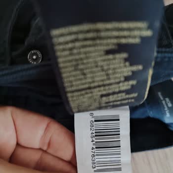Mavi 3 Ayda Tüylenen Renk Atan Jean