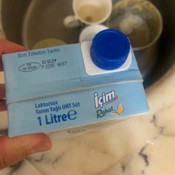 İçim Süt ve Süt Ürünleri İçim Rahat Laktozsuz Bozuk Süt Sayesinde Zehirleniyorduk.