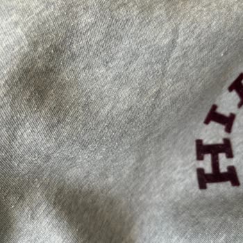 Tommy Hilfiger Sweatshirt'te Aşırı Tüylenme Sorunu!