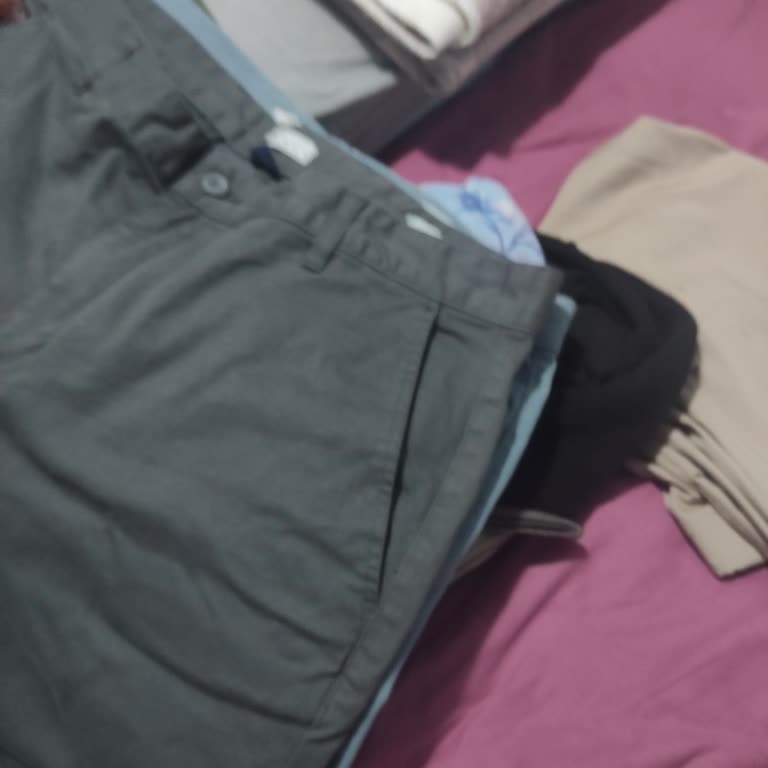 DeFacto Pantolon İmalat Hatası Ve Mağduriyet