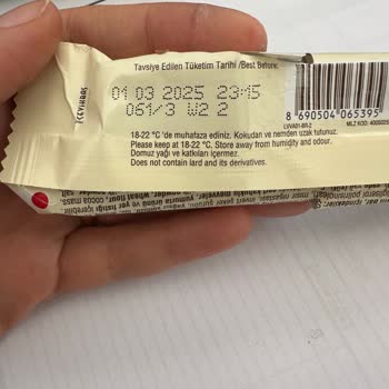 Ülker Taze Olması Gereken Çikolata Bozulmuş Çıktı