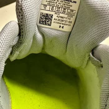 Under Armour Kullanılmış Ayıplı Ürün