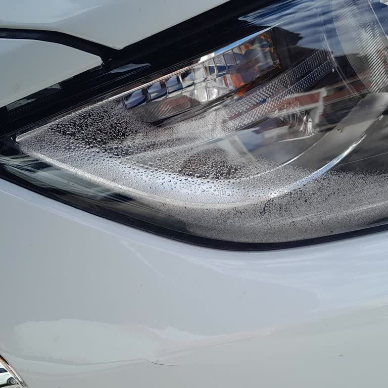 Seyidoğlu Otomotiv Hyundai Elentra Far Terlemesi