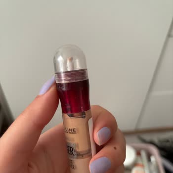 Maybelline New York Kapatıcı Ürünün Piston Sorunu Ve Sızıntı Problemi
