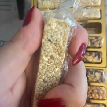 Tuğba Kuruyemiş Krokan Paketinden Böcek Çıktı.