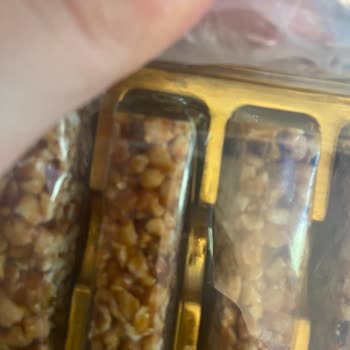 Tuğba Kuruyemiş Krokan Paketinden Böcek Çıktı.