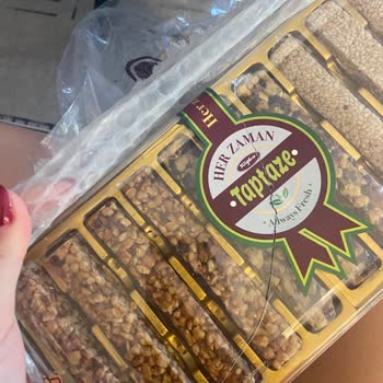 Tuğba Kuruyemiş Krokan Paketinden Böcek Çıktı.