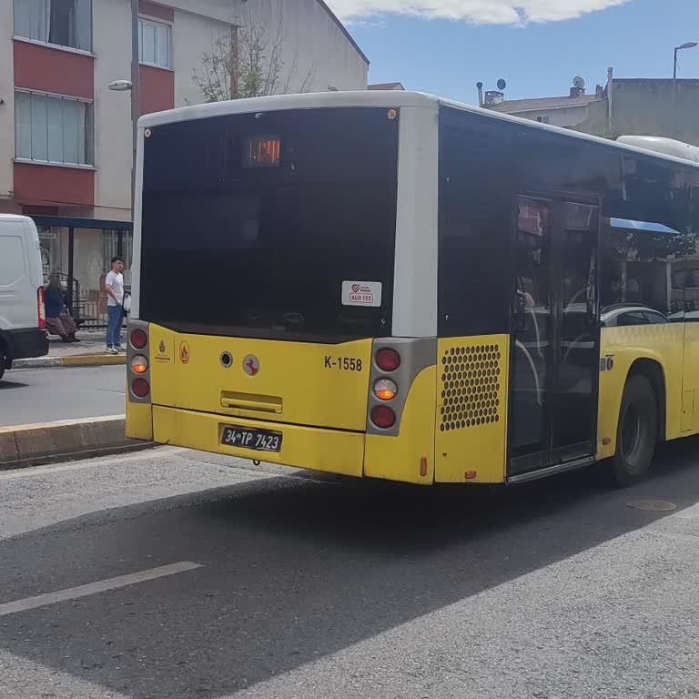 İETT 142B Sorunu Gelmiyor Arıza Yapıyor Kalabalık Oluyor