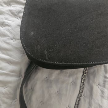 Derimod Markasının Fotoğrafla Ürün Değerlendirmesi Şaka Gibi