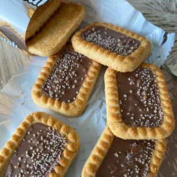 Eti Gıda Burçak Sütlü Çikolatalı Bozuk Çıktı