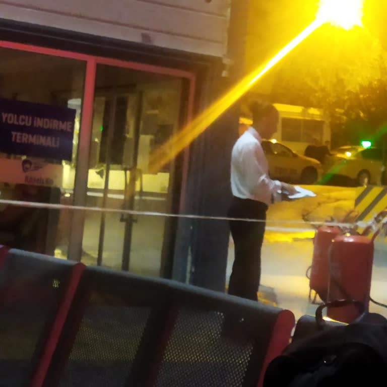Kamil Koç Dudullu Binası Ve Servis
