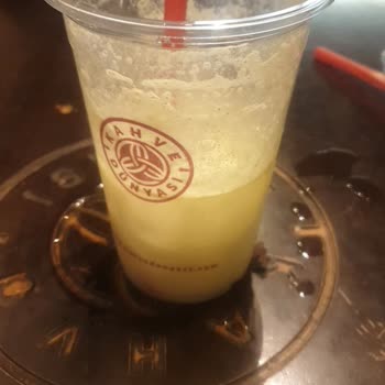 Kahve Dünyası Latteden Çok Buz Vardı! Kahve Dünyasında