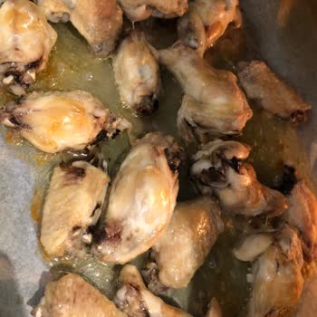 Lezita Marka Kanatlarda Kötü Görüntü Ve Koku Sorunu