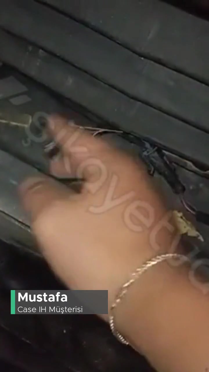 Case Ih Case Jx75c Koltuğun Altındaki Kablolar videonun kapak resmi