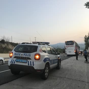 Rize Ses 6 Eylül 2024 22.30 İstanbul- Rize Otobüsü Kaza Yapması
