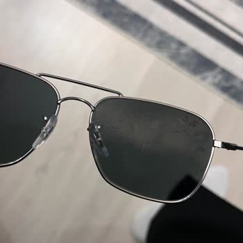 Atasun Mağazasından Rayban Marka Gözlük