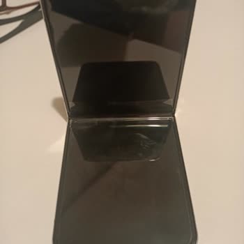 Samsung Galaxy Zflip5'in Ekran Sorunu Ve İade Talebi Reddedildi