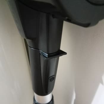 Bosch Unlimited 7 Kalitesiz Plastik, Çabuk Kırılıyor. Değmez O Paraya.