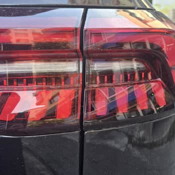 Chery Tiggo 8 Pro Avangart Kronik Arka Stop Renk Uyumsuzluğu