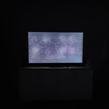 Samsung Televizyondaki Bulutlanma Sorununu Normal Kabul Ediyor.