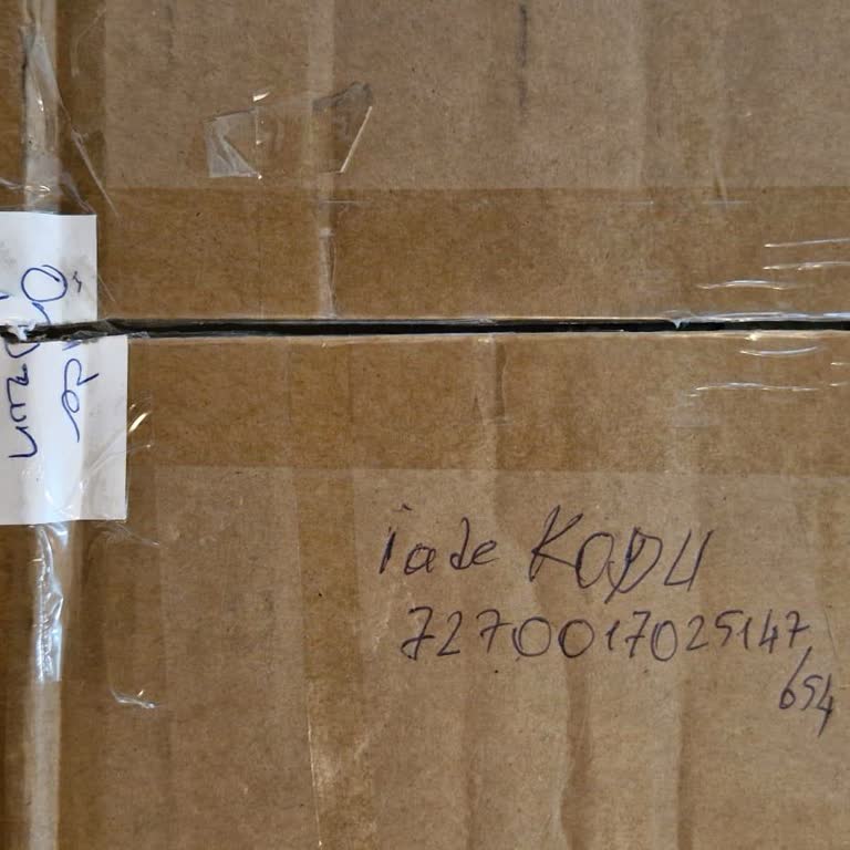 Robo Buz Makinesi Arızalı Ve Yanlış Etiketli Geldi