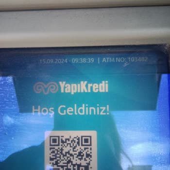 Yapı Kredi Bankası ATM Ye Para Sıkıştı