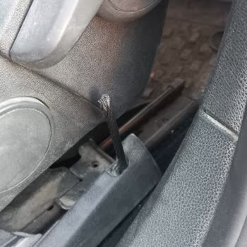 Opel Astra J Emniyet Kemeri Sorunu