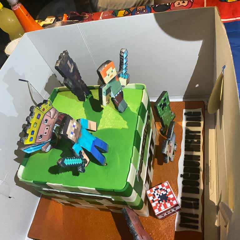 Pelit Pastanesi Doğum Günü Pastasında Büyük Hayal Kırıklığı