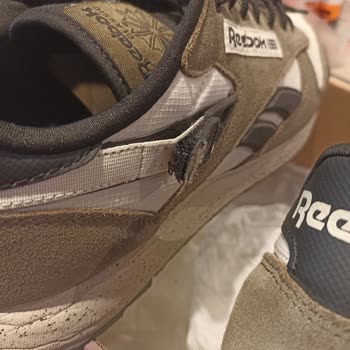 Reebok Ayakkabıda Kısa Sürede Deformasyon Ve Yetersiz Tamir