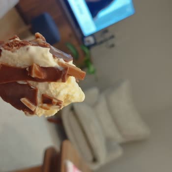 BİM Dondurmanın İçinden Çıkan Tehlikeli Madde!