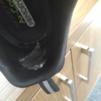 Skechers Ayakkabı Bu Kadar Kısa Zaman Da Yırtılır Mı?