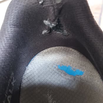 4 Ayda Yırtılan Skechers Ayakkabı, İnceleme Sonucu Red Verildi.