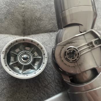 Dyson Anti Tangle Başlık Tekerlek Kırılması