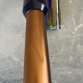 Dyson Gen 5 Detect Dik Süpürge Borusunda Çökme Ve Çizikler