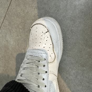 Louis Vuitton Kalitesiz Ürün İlgisiz Satıcı