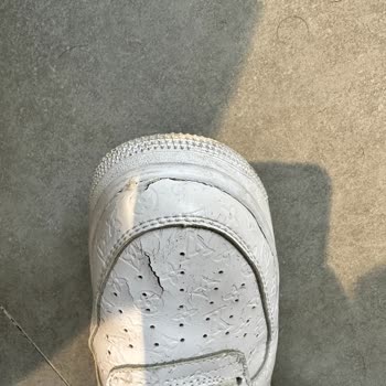 Louis Vuitton Kalitesiz Ürün İlgisiz Satıcı