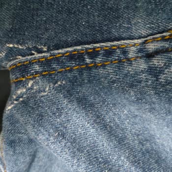 Koton Kot Pantolon Dikiş Yerlerinden Açılmaya Başladı