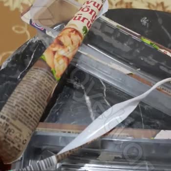 Şok Marketler Tavuk Döner İşinden Kemik Çıktı!