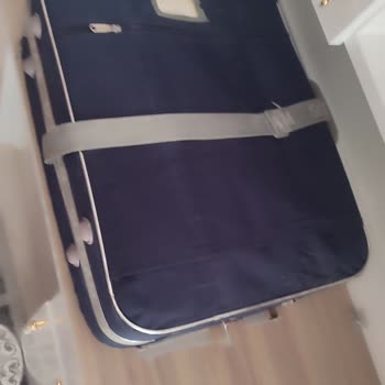 Sunexpress Hava Yolları Uçuştan Sonra Valizim İndirilirken Kırılmış Şikayetçiyim