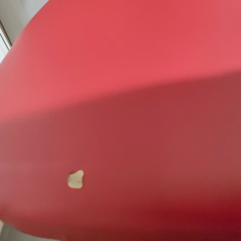 Kilim Mobilya Sandalyenin Soyulması Şikayeti