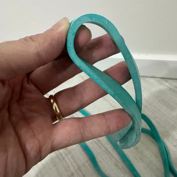 Decathlon Direnç Bandı Üzerindeki Dökülme