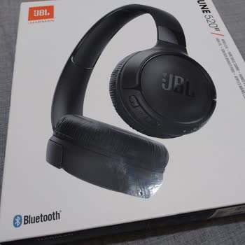 JBL Tune 520BT Sol Kulaklıktan Ses Gelmiyor.