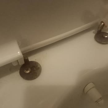 Koçtaş Hijyenik Malzeme Paslanıyor