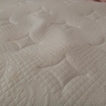 Akkaya Avm En İyi Yatak Diye Aldık Çıktı Görseldekine Bakın