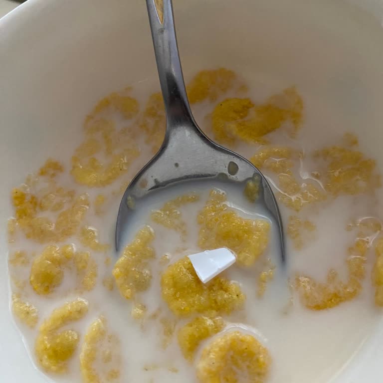 Kranky Mısır Gevreğinin İçinden Plastik Çıktı